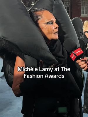 Michèle is pro cocktail coat 🍸 #michelelamy #rickowens #thefashionawards 