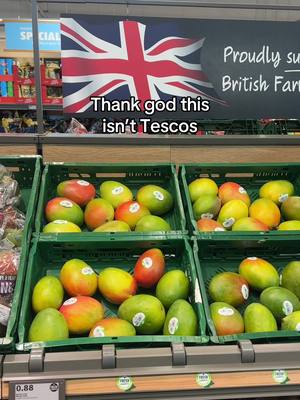 Stay vigilant in the veg aisles people 🙏 #OllyMurs #Mangoes #AldiUK #AldiTikTok 