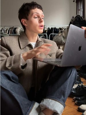 Online shopping just got 10x easier with @Perplexity. #poweredbyperplexity