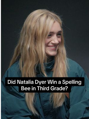 #NataliaDyer once knew how to spell “chrysanthemum”...or did she?   