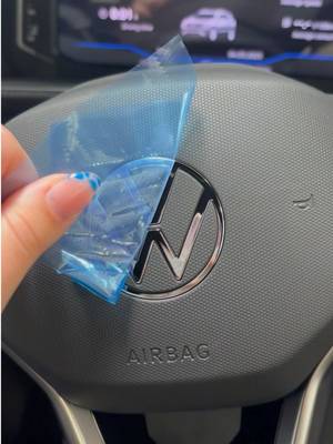 Why is unwrapping a new car THIS satisfying? @Charlotte #TCross 