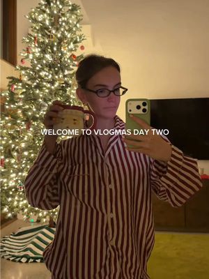 Happy Vlogmas Day 2!! I fear I’ll never get over being able to wake up to my tree every morning #morningroutine #Vlogmas #morningvlog #christmasdecorating 