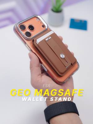 This wallet does it all 😳 ESR Geo MagSafe Wallet Stand is basically the Swiss Army knife of wallets Features: - "Find My" support (🔋 lasts 6-months off a single charge) - Holds 5 cards - MagSafe compatible - Finger loop on the back - Doubles as a kickstand - Slim! @esrtech.global @blendedg [ad] #esrmagsafewallet #esrtech #ersmagsafe #blendedgtalks #edc