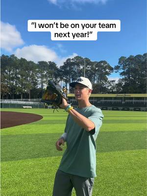 It’s been a good four years @TheGloveMagician 😤🤝🏼 #savannahbananas #daltonmauldin #ryancox #throwingpartner #baseball