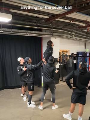 cheer practice is now in session #sewerball #matszuccarello #mnwild #NHL