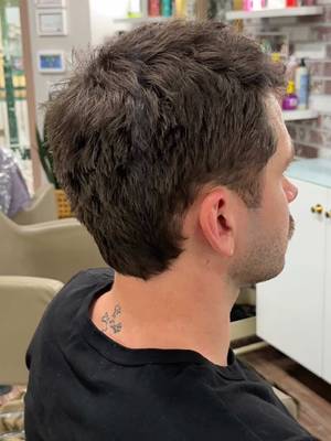 Growing your hair out but it still feels off? This fixed it for me. #MensHair #HaircutTips #MensGrooming #HairGrowth #StyleAdvice