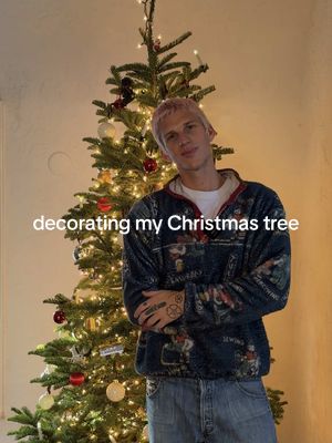 no star on the top of the tree cause I’m the only star in this house 🎄💫 #christmas #xmastree #holiday #christmastree 