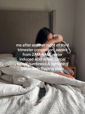 the way I wish I was exaggerating 😵‍💫 third trimester trenches anyone?! #fyp #pregnant #thirdtrimesterbelike #34weekspregnant #pregnancysymptoms 