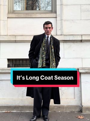 We are so back. Throw on or find that perfect long overcoat and bundle up for the season #fashiontok #fashiontiktok #coats #vintagefashion #vintagestyle 