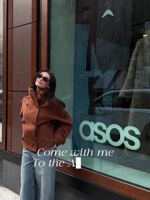 The ASOS SoHo pop up has the best curation of holiday items- you don't want to miss it! Go visit at 182 Spring St from December 5-21 @asos #asos #ad