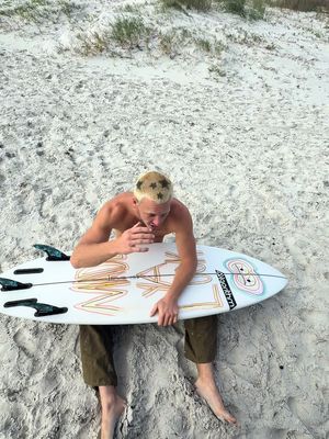 I think it’s giving me powers  #surfing #florida #fun 