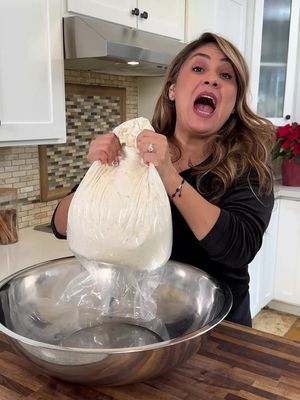 Learn how to prep the masa fir tamales #fyp #parati #christmas