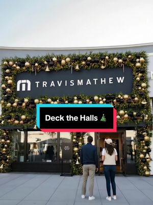 Decking our halls - hope the holiday cheer’s growing on you. 🎄