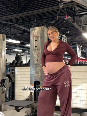 Leg day pregnant? UM 😭 anyways LEGS GET IT BABY 💅🏼 @Alive App 4x8 v squat good mornings 3x10 cable step ups 3x10 single leg hip thrust 3x12 glute med cable kickback #gluteworkout #legworkout #workoutforwomen #pregnancyworkout #workoutwithme