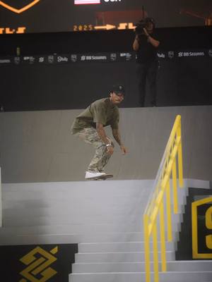 Nyjah Huston with a perfect nollie heel noseblunt that helped him get on the podium 😮‍💨 Rewatch #SLSSuperCrown NOW on YouTube