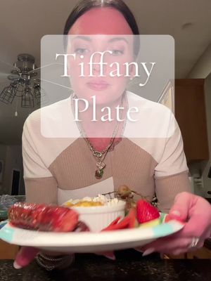 Tiffany plate for dinner #cookwithme #tiffanyplate #eatwithme #foodtiktok #Foodie