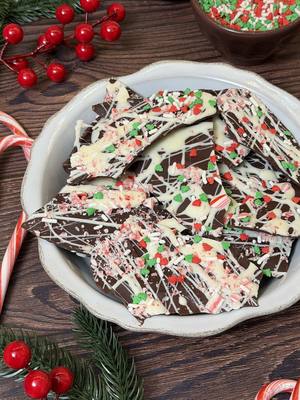 Love a Peppermint Mocha? You’ll love this festive frozen bark! 🍫✨ #BoarsHead #Foodie #Deli #PeppermintMocha #DessertBark 