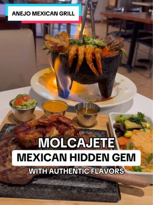 FLAMING MOLCAJETE & MEXICAN HIDDEN GEM 🌮 #mexicanfood #mexican #dallasfood #dallasrestaurants #dallaseats 