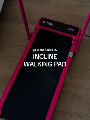 40 minutes of incline steps a day ✨🖤💪🏼 #walkingpad #portabletreadmill #inclinewalkingpad #newyearnewme 