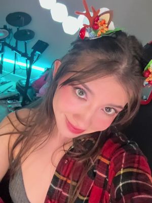 meow i’m hosting @Games for Love ‘s charity stream wed + thu 12-4p pt! :D 