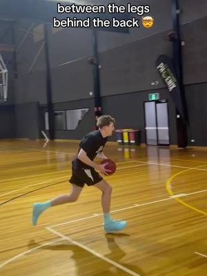 bro this is INSANE (dandunks_/IG) #playmaker #basketball #hoops #dunk 