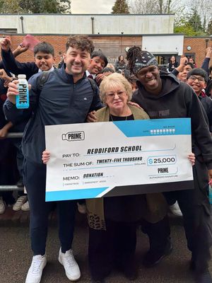 “I love my kids unconditionally” 🥹❤️ @KSI #london #prime #giveback #money #surprise  Thank you @PRIME for bringing real impact to the streets of London and surprising Reddiford, KSI’s old primary school. Be kind and love always ❤️