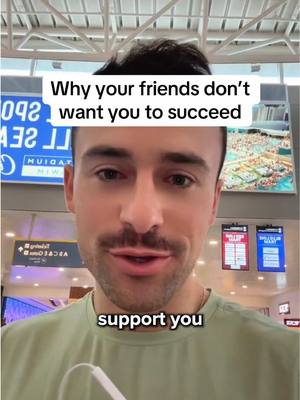 The Sad Truth About Your Friends When You Succeed 🤔 #creatorjourney #entrepreneurship #fakefriends #personalgrowth 