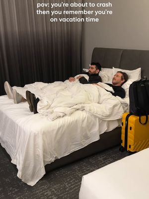 vacation grind never stops 😎 #friendstravel