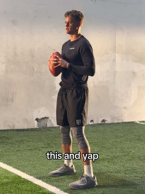 we love football in this house 🏠🏈 @Joe Burrow #football #joeyb #burrow #joeburrow 