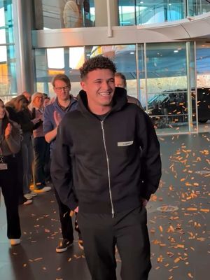 Surprising our Champ 🥹 #McLaren #F1 @Lando Norris @Formula 1 