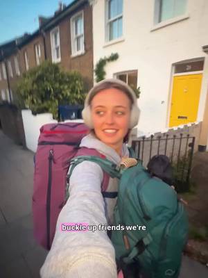 London ✈️ Shenzhen ✈️ ?? It’s no secret that traveling Southeast Asia has been on my bucket list for AGES. Ive pictured it a thousand ways and imagined loads of different combinations of what countries I’d go to first. In the end it wouldn’t have mattered because I’m just so stoked and grateful to be here 🥹 What part of the world are you itching to travel to most rn?
