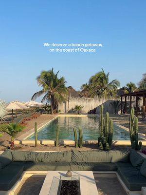 Share this with the person you want to escape to the coast of Oaxaca with 😍 Comment YUM for more details on this beachfront hotel in puerto Escondido :) 
