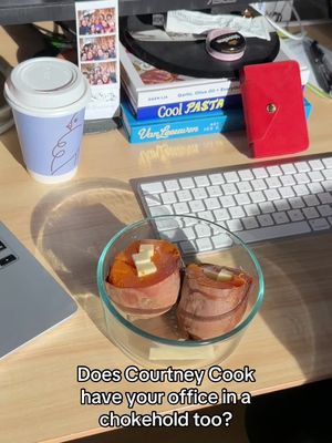 HELP!! Our whole office smells like sweet potato and cheese @Courtney Cook  #oliveoil #sweetpotato #courtneycook 
