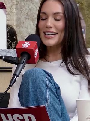 Hailey Bieber really dropped some crazy useful advice...💅 Did you know this?! #haileybieber #podcast #interview #relationships #justinbieber