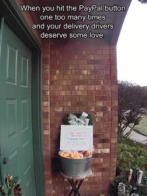 Shout out to the real holiday heroes 💙