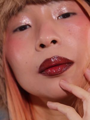 The coziest winter lip combo inspired by a spiced cinnamon latte ☕️✨ Warm, creamy, a little sweet — the kind of lip that makes you feel like you just stepped into a toasty café on a snowy night. @Anastasia Beverly Hills lip liner - cinnamon* @JOOCYEE US glazed rouge- gilded taupe*  *PR Save this for all your winter coffee runs 🤎