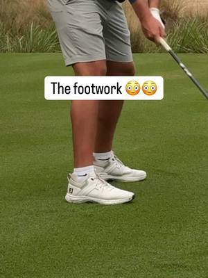 More than 1 way to swing it 😂😳🤝 #golf 