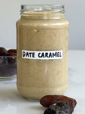 5 Ingredient Date Caramel 🤤 This is 555 - a series where I’m sharing 5 ingredient recipes, 5 days a week, for 5 weeks! Recipe 23 is my date caramel that is a rich, silky and versatile plant-based staple! I love it on top of oats, yoghurt bowls or in raw desserts like caramel slice or chocolate cups.  👉 Grab the full recipe off my website link in my bio! #555 #5ingredientrecipes #EasyRecipes #caramel #datecaramel  
