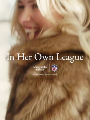 In Her Own League is all about highlighting women who are redefining what it means to take part in sports culture. Meet the latest additions to our team: @Katie Feeney, Sports Commentator Marissa Lawrence, Event Designer Sophia Wilson, Gold Medalist . . #abercrombie #inherownleague #nfl #abercrombienfl #womeninsports