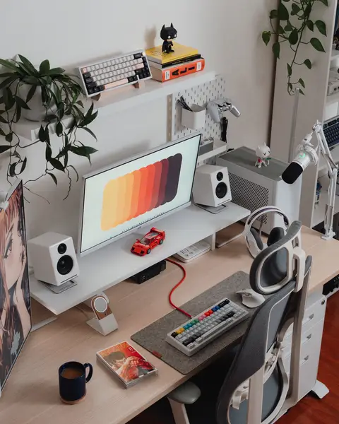 #desksetup #pcsetup #GamingSetup #homeoffice #officedecor 