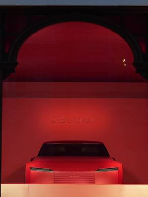 Type 00 in London, SW1. Back to the capital, celebrating 90 years of Jaguar. #Jaguar Type 00 is a non-production vehicle. 