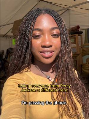 your fav sassy demigod (aka #PercyJackson) is back baby!!! FIRST 2 EPS NOW STREAMING ON @Disney+ and @hulu 🔱 #DisneyPartner  #annabethchase #camphalfblood #percyjacksonandtheolympians 