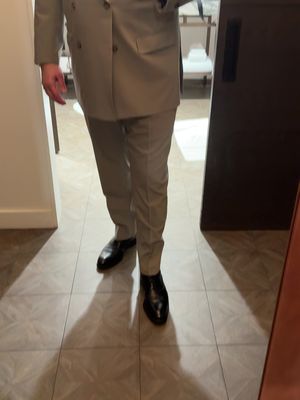 Mirror mirror on the wall 🪞✨ Who’s the most dapper of ’em all? 😎🕺💎
