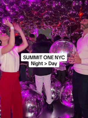 This is 📍Summit One Vanderbilt in NYC. Visit the 91st, 92nd and 93rd floor for an immersive experience. 🌃 #newyorkcity #summitonevanderbilt #nyc #immersive #uniqueexperiences 
