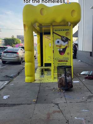 Spongebob movie providing insulation for the homeless 🙏🏼 #spongebobsquarepants #spongebobmovie 