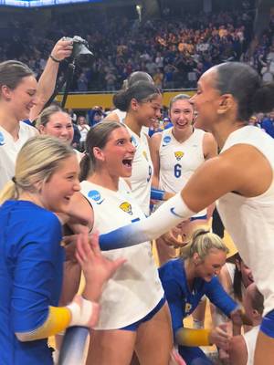FIFTH STRAIGHT FINAL FOUR 🙌🙌🙌🙌 #H2P #volleyball #volleyballworld #dance @University of Pittsburgh @NCAA Volleyball 