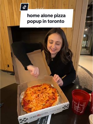 home alone pizza popup in Toronto until Dec 17th at the well! #homealone #pizza #torontofoodie #movies #popup @Disney+ 