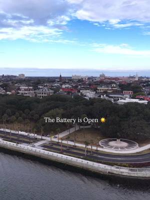 ☀️ The Battery is open. After years of construction, Charleston’s Battery Upgrade is nearing completion and the seawall is now open for walking again. This project focused on raising the seawall, improving drainage, and strengthening flood protection to help defend downtown Charleston from storm surge and rising sea levels. With access restored, locals and visitors can once again walk along the waterfront, take in harbor views, and enjoy one of Charleston’s most well-known public spaces, now built to better handle the challenges ahead.