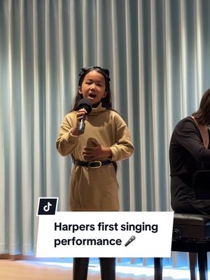 Harper’s singing debut! 🤗❤️🎶 Harper has always enjoyed singing and this was her first time performing. She was super nervous but then she got through it! 💪🏼 