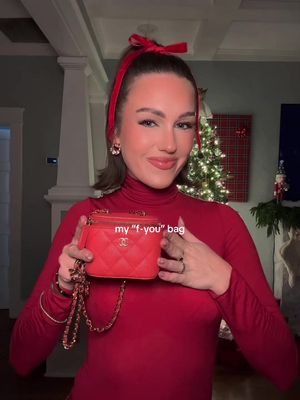 The cutest “f-you” bag♥️🥹 #chanel #vivrelle #chanelvanity #luxuryshopping 